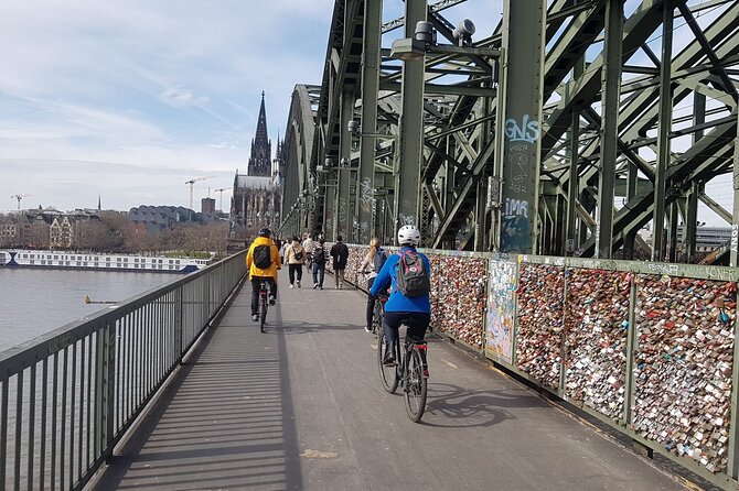 Exclusive E-Bike Tour of Cologne Review - Gearing Up and Setting Out
