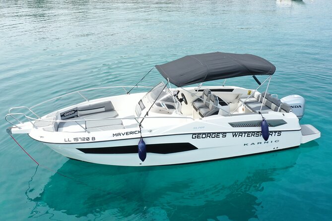 Exclusive Line 225HP, Self Drive Boat Karnic SL701 8.0m - Accessibility and Physical Requirements