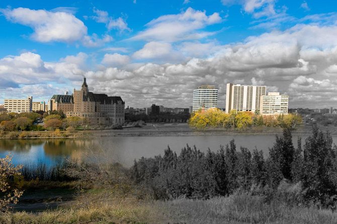 Explore the City of Bridges With Walking Tours in Saskatoon - Exploring Saskatoons Landmarks