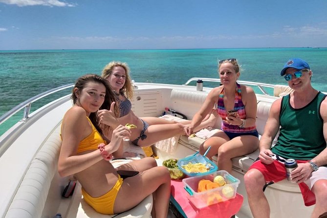 First Lady Private Marine Park Snorkel & Cielo Sandbar Charter - Meeting and Pickup