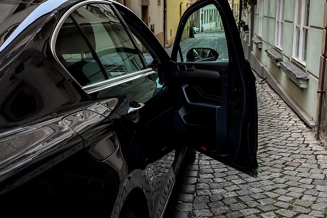 From Prague to Nuremberg - Private Transfer by LIMOUSINE 3+1pax - Accessibility and Suitability