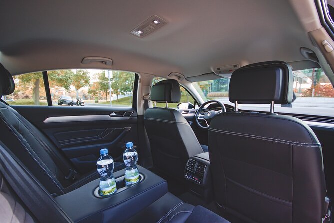 From Prague to Passau - Private Transfer by LIMOUSINE 3+1pax - Booking Flexibility