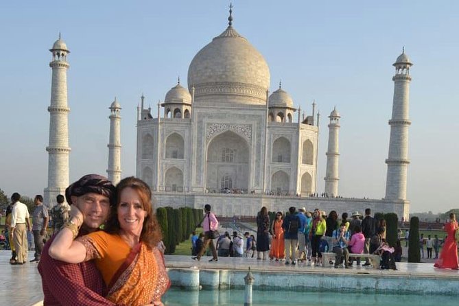 Full-Day Taj Mahal, Red Fort, and Fatehpur Sikri Tour From Agra - Exploring Agra Fort
