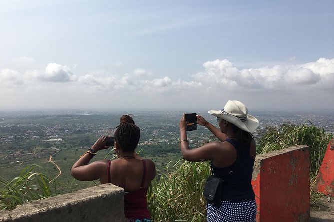 Ghana Eastern Explorer - Boti Falls, Aburi Gardens & Tetther Quarshie Cocoa Farm - Discovering Aburi Gardens