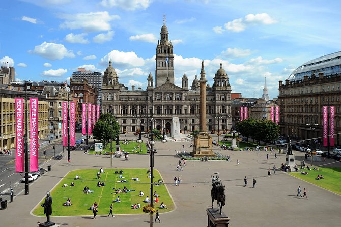 Glasgow Airport Transfer: Glasgow City to Glasgow Airport GLA in Luxury Van - Driver Qualifications