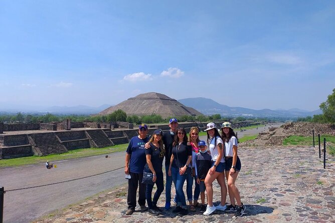 Group Reduced to Pyramids of Teotihuacan and Basilica of Guadalupe - Accessibility and Group Size