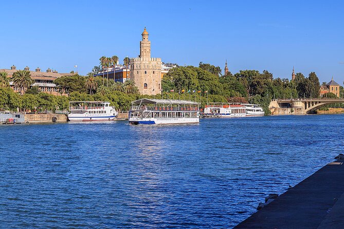 Guadalquivir River Boat Trip in Seville - Onboard Amenities and Services