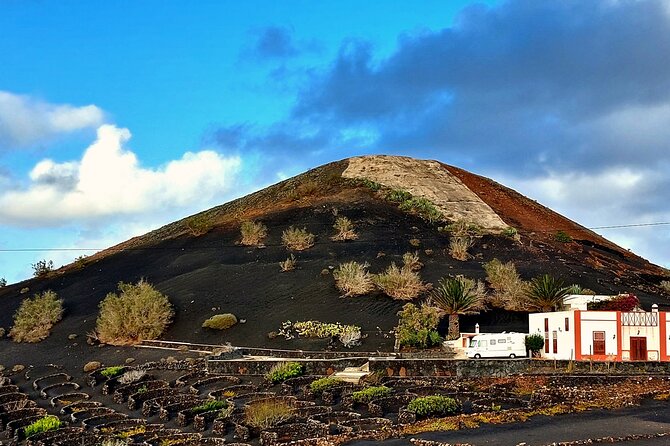 Guided 4-Hour E-Bike Tour Among the Volcanoes of Lanzarote - Participant Information