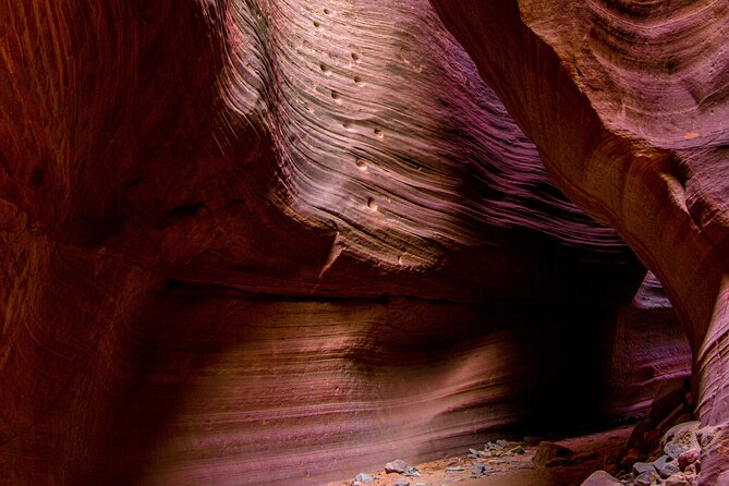 Guided-Hike Through Peekaboo + Great Chamber/Cutler Point Combo (Small Group) - Preparing for the Hike