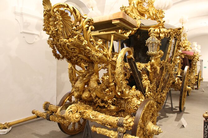 Guided Nymphenburg Palace Tour With Transfers & Skip the Line. - Meeting and Pickup
