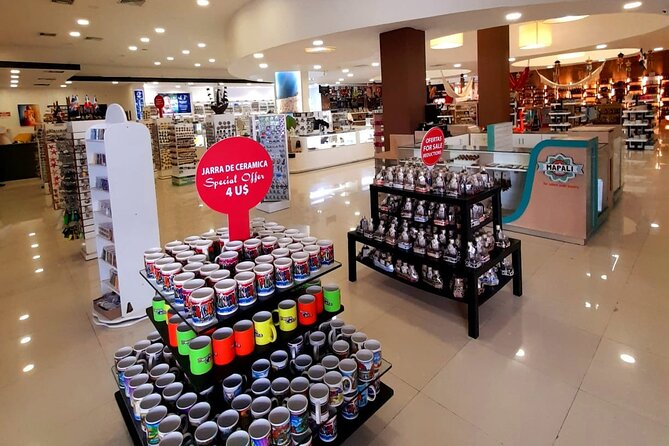 Guided Shopping Tour - Souvenirs, Premium Rum, Chocolate Factory, Cigar Factory - Tour Experience