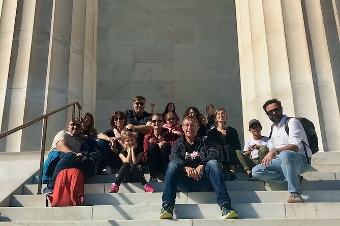 Guided Tour in French of the Essentials of Washington - Group Size and Experience