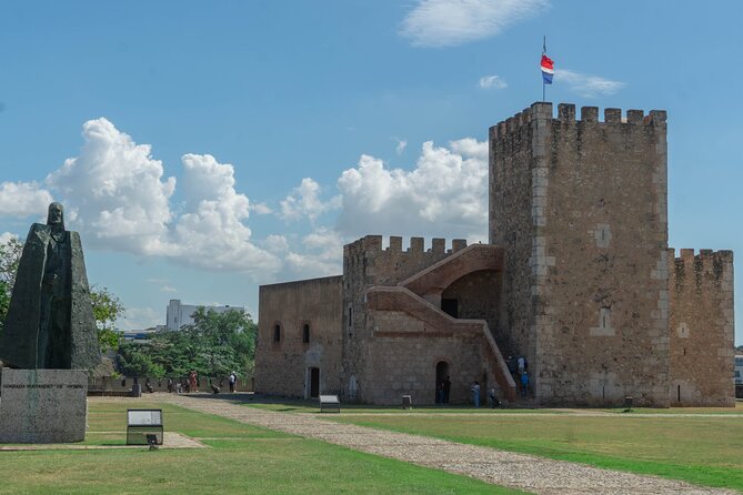 Guided Tour in the Colonial Zone of Santo Domingo - Accessibility Information