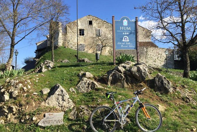 Guided Truffle Hunt Istria - Pickup and Start Time