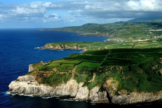 Half Day Gorreana - Pedestrian Walk and Tea Tasting (Min. 2 Persons) - Guide Experience