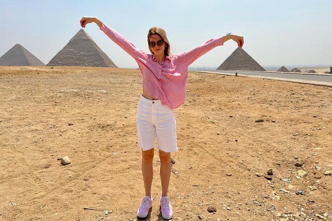 Half-Day Private Giza Pyramids Tour With Lunch and Camel Ride - Visiting the Giza Pyramids