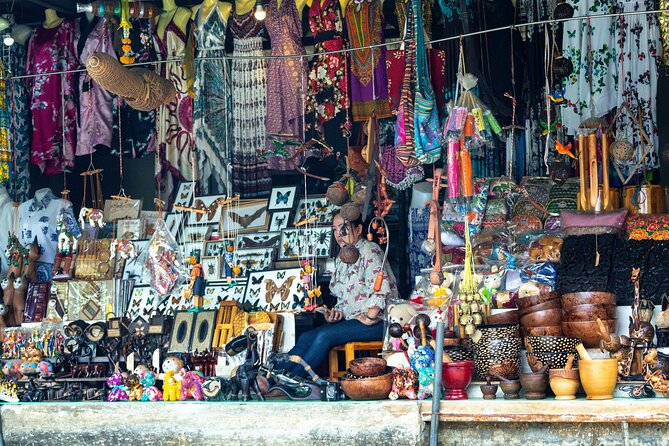 Half Day Railway Market and Damnoen Saduak Floating Market Tour - Meeting and Pickup Details