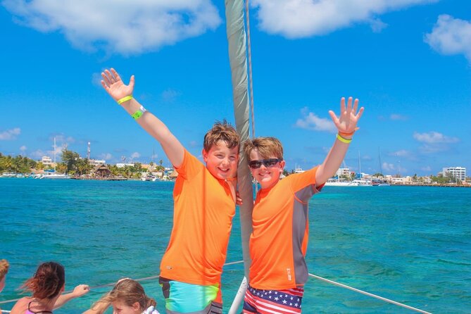 Half Day Sailing Private Catamaran to Isla Mujeres - Customer Feedback