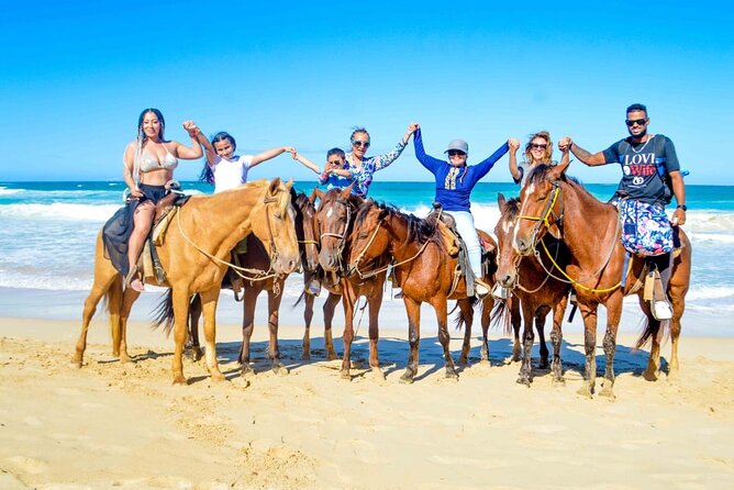 Half-Day Tour 2-in-1, Redonda Mountain & Horseback Riding Tour in Macao Beach - Booking Details