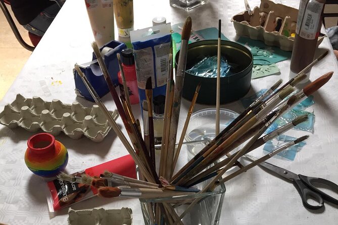 Half-Day Workshop Ceramic Painting in Katwoude - Complimentary Refreshments and Snacks