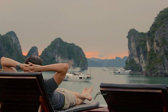 Halong Bay Cruise 3D2N - Kayaking Explorer & Round-Trip Transfer From Hanoi - Unique Onboard Activities
