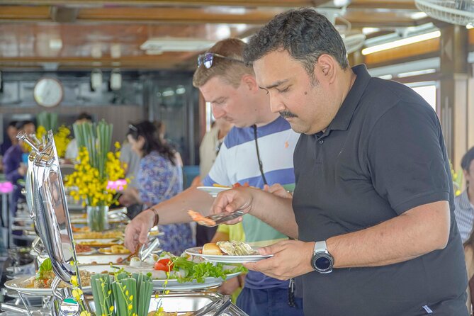 Halong Bay Deluxe Day Tour With Alova Premium Cruise All Included - Traveler Information