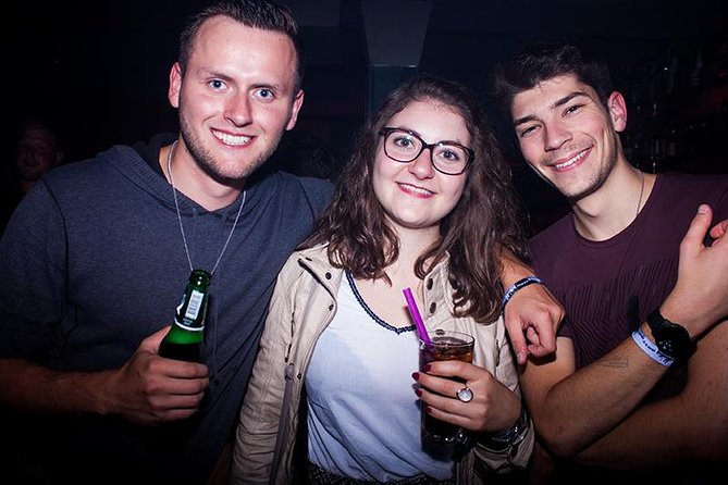 Hamburg Pub Crawl Including 1 Hour Flatrate for Beer - Booking and Cancellation Policies