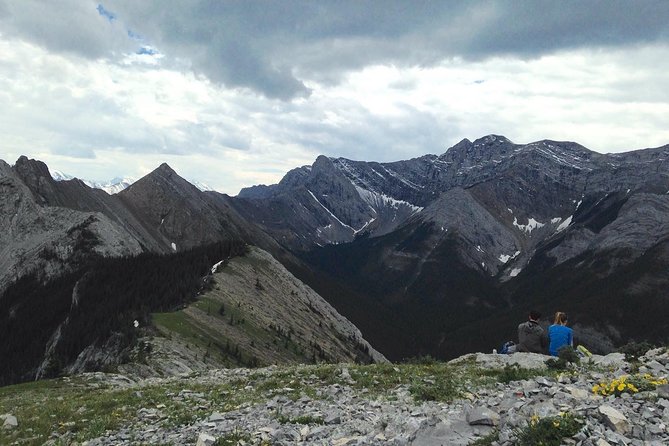 Heart Mountain Horseshoe - Canadian Rockies Summit Series - Included Services
