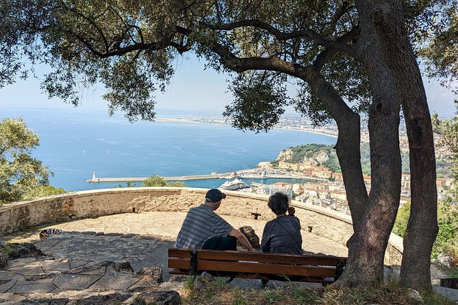 Hike and Panoramic Lunch in Nice - Enjoying Seasonal Fruits