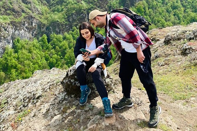 Hiking to Mystic Nisagala Canyon - Experienced Guide for Your Journey