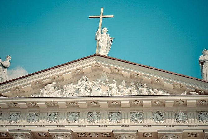 Historic Vilnius: Exclusive Private Tour With a Local Expert - Inclusions and Exclusions