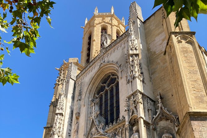 Historical Visit/Treasure Hunt of Aix En Provence - Guide Expertise