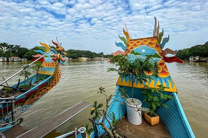 Hue City Tour via Hai Van Pass - Private Guided Tour - Accessibility Features
