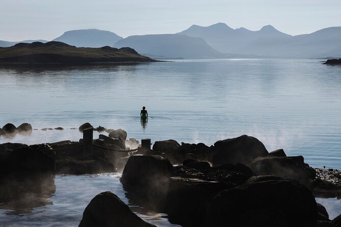 Hvammsvík Hot Spring With Return Transfers From Reykjavik - Capacity and Accessibility