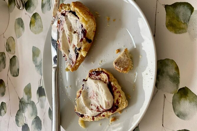 Irish Baking Class - Grannys Apple Cake & Scones, Traditional Recipes - Hands-on Baking Experience