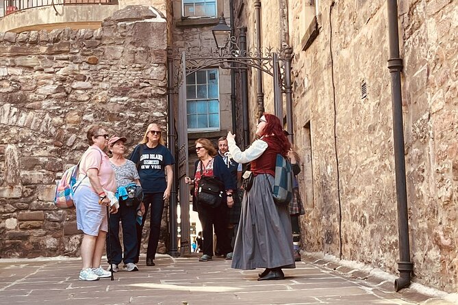 Jacobite History and Outlanders Scotland Walking Tour - Cancellation Policy