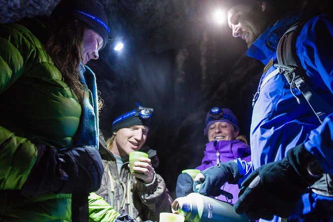 Johnston Canyon Evening Icewalk - Meeting Point and Pickup Details