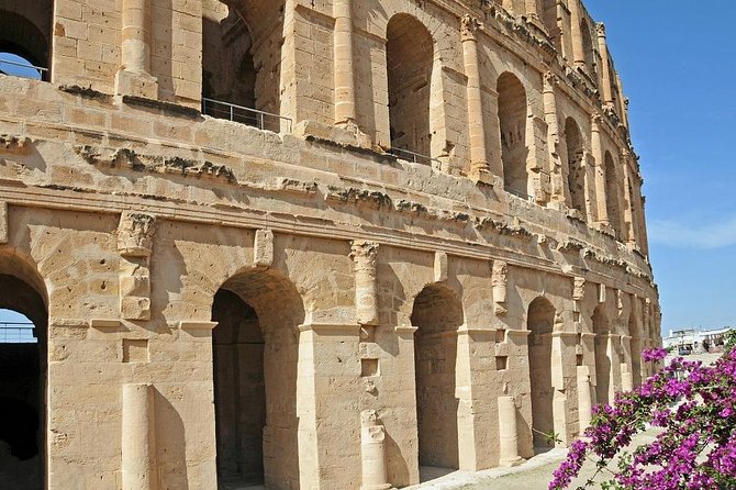 Kairouan and El Jem Private Day Tour With Lunch & Licensed Guide - Savoring Local Cuisine