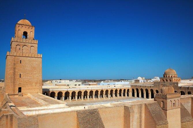 Kairouan Holy City and El Djem Tour From Hammamet With Lunch - Exploring the El Djem Colosseum