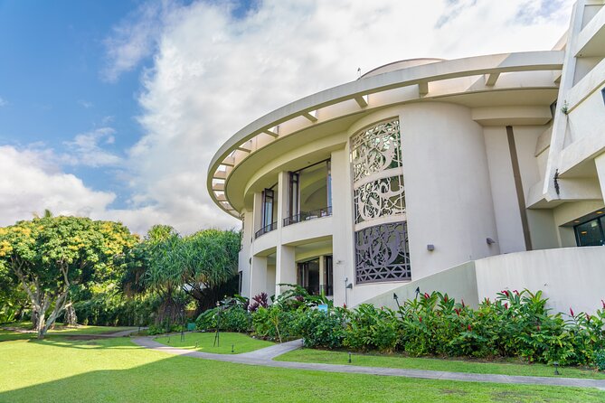 Kona Hawaii Photographer 25 Minute Session at Outrigger Resort - Booking Information