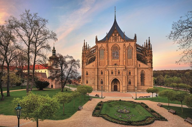 Kutna Hora & St. Barbara Cathedral & Ossuary - Health and Safety Measures