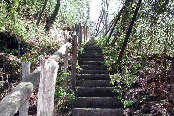 Lake Como Rebels: Adventure Day in Spina Verde Regional Park - Wartime Tales of Smugglers and Soldiers