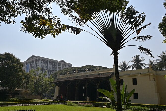 Lalbagh+Bull Temple+Tipu Palace+Market+Lunch=Bangalore City Tour - Discovering Tipu Palace