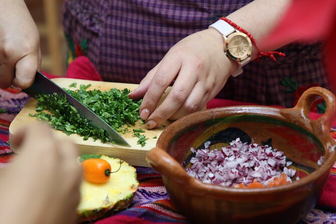 Learn to Cook Mexican Salsas - Preparing Authentic Mexican Salsas