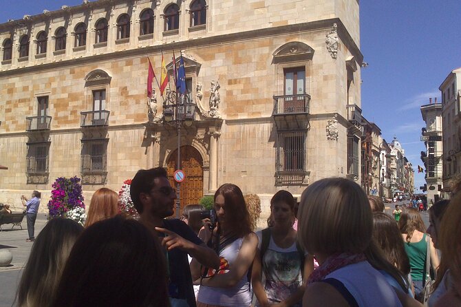 Leon Walking Tour - Meeting and Accessibility