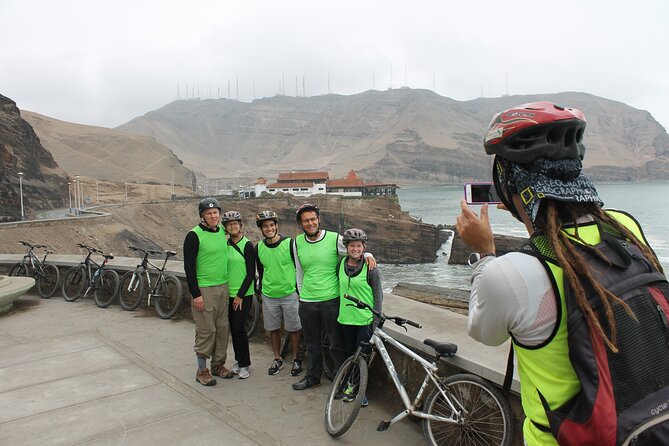 Lima Coast Biking - Exploring Love Park and Beyond