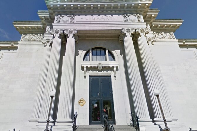 Louisville Scavenger Hunt: Comes Alive Review - Capturing Memories Through the Scavenger Hunt