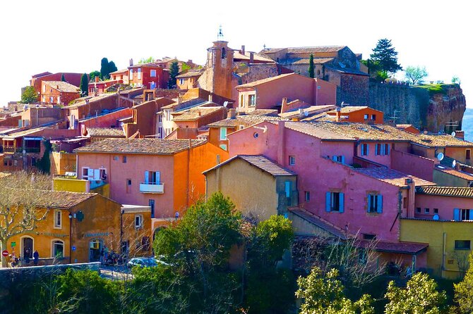 Luberon Villages Day Trip From Aix En Provence - Tour Guides Expertise