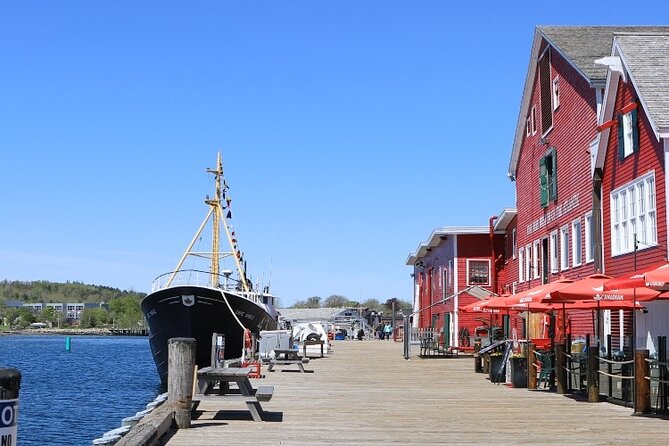 Lunenburg Small Group Express From Halifax + Lobster Roll Lunch - Areas for Improvement