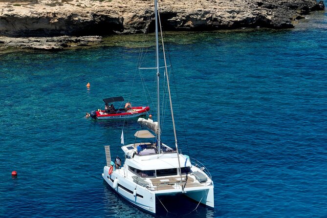 Luxury Private Cruises - Limassol - Onboard Amenities and Services